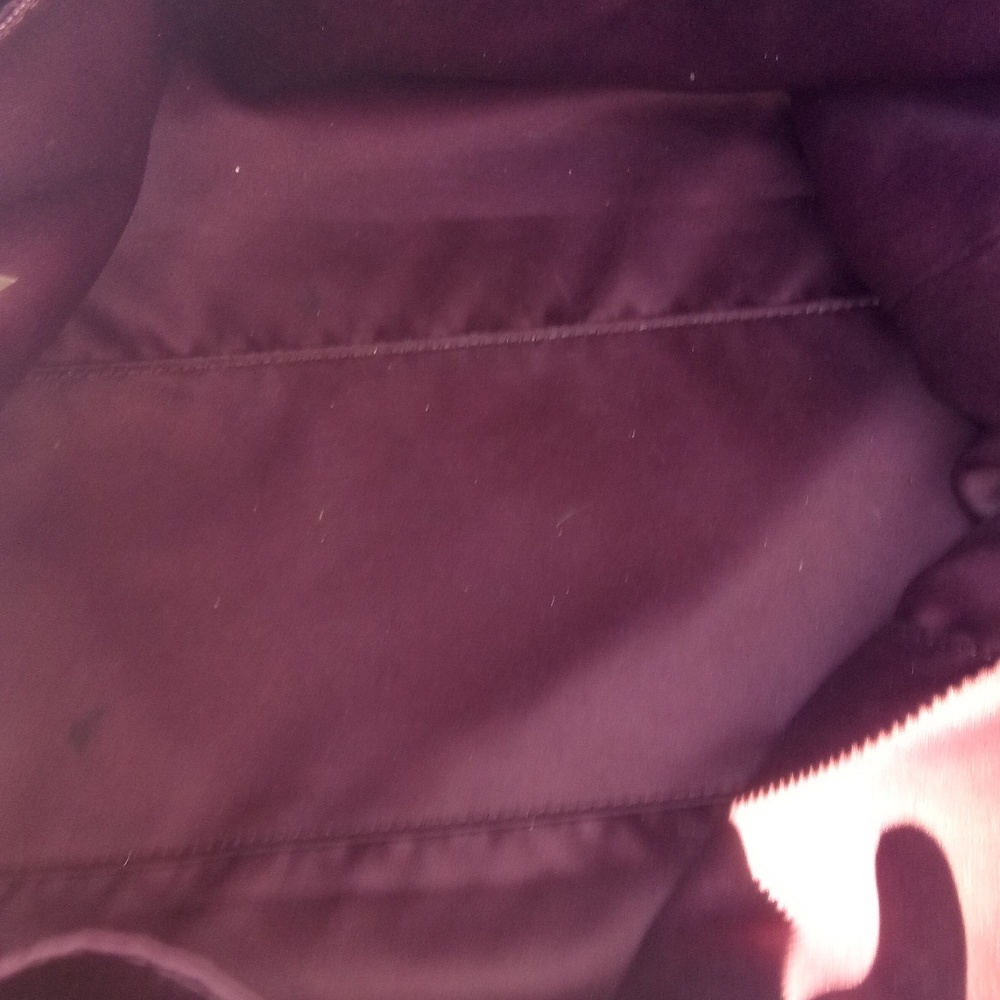 🚫 SOLD 🚫👜 Maroon Coach satchel👜 - Picture 3 of 8